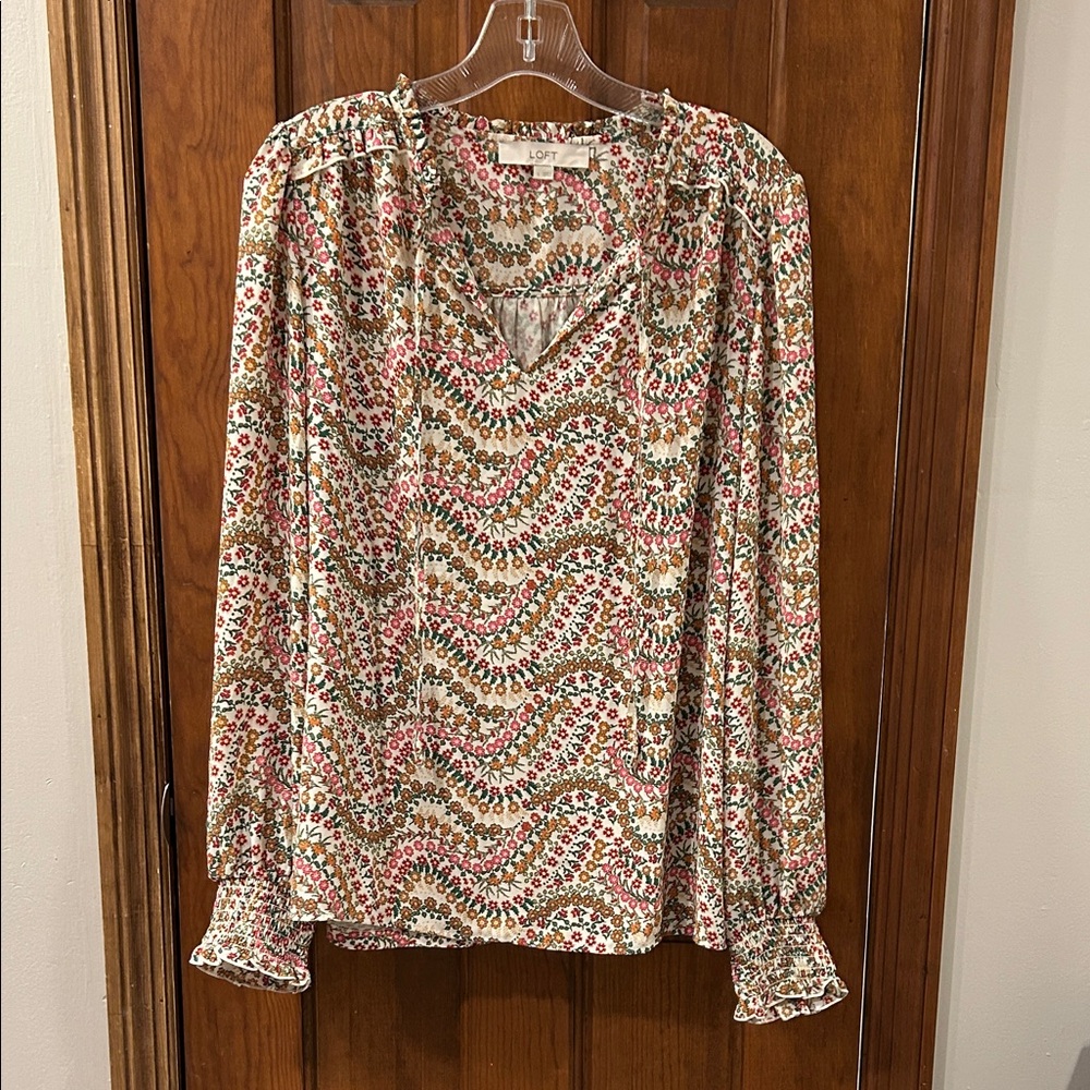 LOFT Women Cream Floral Blouse Long Sleeves Boho Top Size L